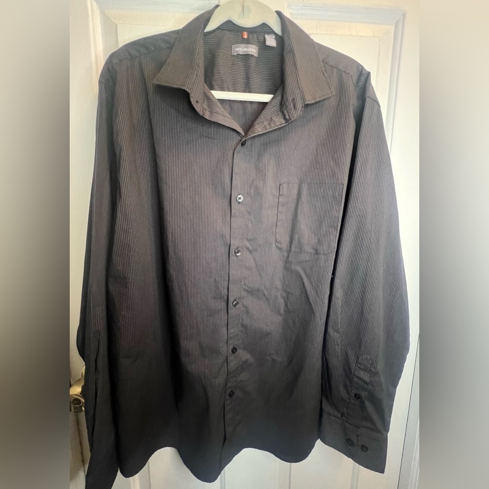 Van Heusen Black With White Stripes Dress Shirt Classic Cotton Blend